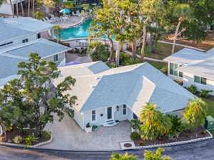 vacation rental condos