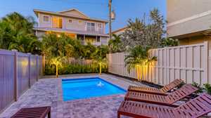 vacation rental condos